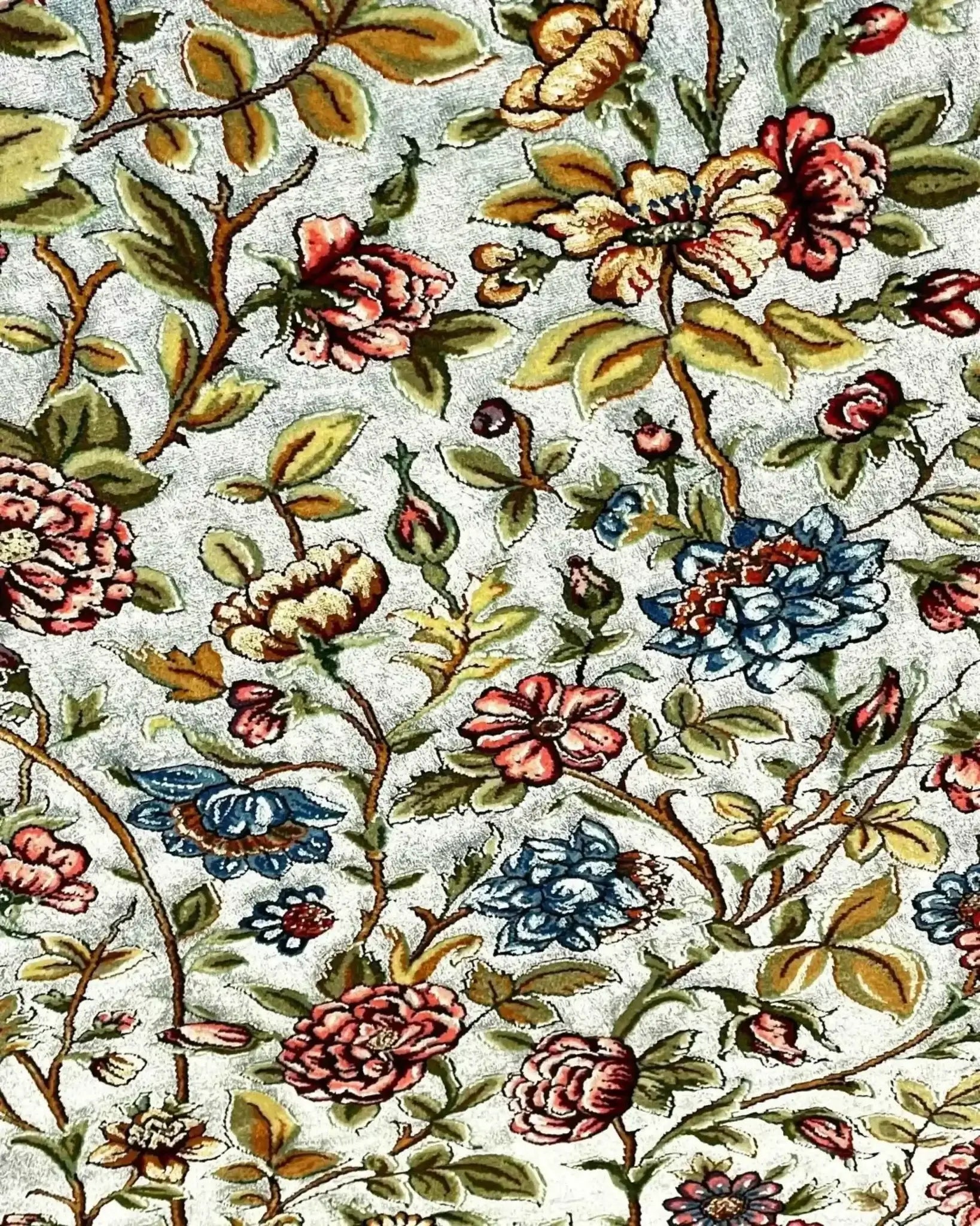 Exquisite hand-knotted Persian rug from Isfahan, ideal for luxury home decor